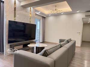 cho thuê căn richstar 5pn 3wc 142m2 full nội thất đẹp, hỗ trợ cải tạo theo yêu cầu