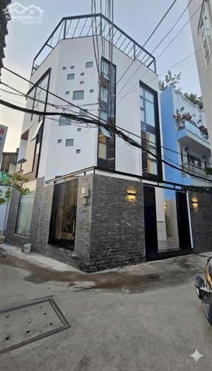 Nhà phố góc 2 mặt tiền lô nhất Dương Cát Lợi – xây mới 100%Cách Quận 7 chỉ 1 cây cầu, vị trí đẹp – thoáng mát-8,5×9,5m