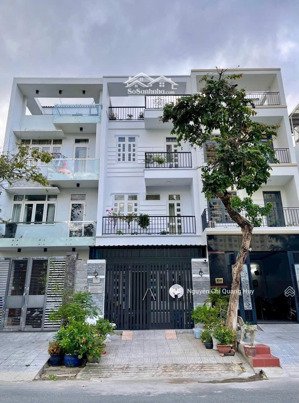 nhà phố hiện đại - giá cực tốt khu vực - kdc dân trí cao - đường rộng 20m tái định cư phú mỹ quận 7