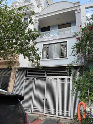 bán nhà riêng tại yết kiêu, hạ long, 6,6 tỷ, 82,5m2, giá cực chất hot!