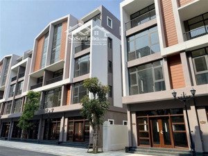 phố biển 91m2 xẻ khe. vin 3. giá rẻ nhất thị trường. vị trí kim cương