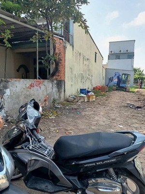 nhà shr 1/ngắn lê thị ngay 5*26m hẻm 5m xe tải. liên hệ xem nhà