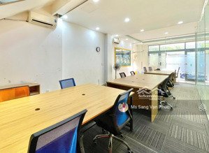 tầng trệt 45m2 kdt vạn phúc. full nội thất, có máy lạnh, hầm xe, đường 16m, vị trí đẹp. giá 11 tr