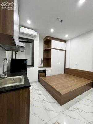 Bán tòa nhà CHDV mới cứng 8 tầng, 24 phòng, lô góc, dòng tiền 100tr/ tháng