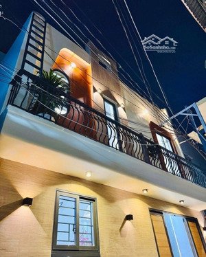 nhà mới 2 tầng - ngang 7m hiếm a4 - full nội thất - nguyễn văn khối - 4.2 tỷ