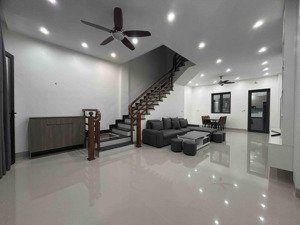 bán shophouse 120m2 trên phố đi bộ 26m trong khu đô thị singapore, đầy đủ nội thất, phù hợp làm vp