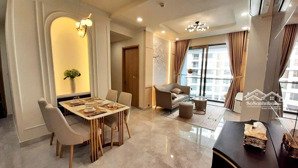 bán căn hộ midtown phú mỹ hưng, 8 tỷ, 77m2, 2pn giá tốt