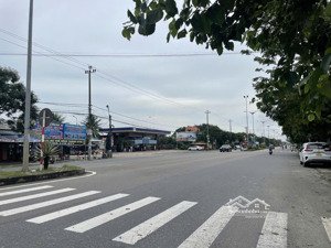 lô góc 2 mặt tiền, tặng thêm nhà c4, mt trần hưng đạo, điện ngọc, 300m2, giá chỉ 13 tỷ