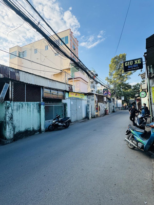 cần bán dãi nhà trọ mặt tiền đường lê văn thịnh phường cát lái q2 cũ tp hch
