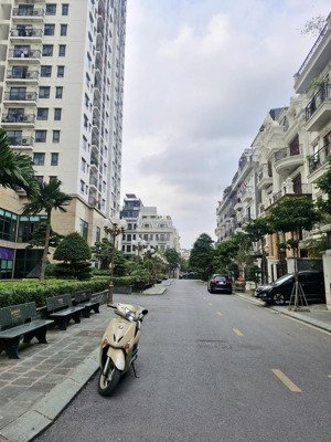 bán liền kề hồng tiến, bồ đề, 161m2, 4 tầng, giá 78 tỷ, lô góc đắc địa kinh doanh hiếm ngay tâm anh