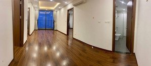 gia đình tôi cần bán nhanh căn chung cư n01-t1 ngoại giao đoàn, giá thỏa thuận, 95m2, view đẹp