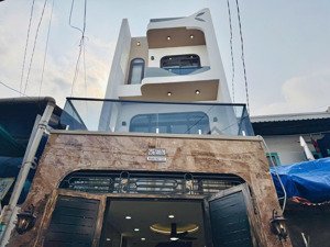 sở hữu nhanh căn nhà bà lê chân p.tân định q1 dt 78m2 (5,2x15) giá 3tỷ250 hẻm 6m pháp lý chuẩn