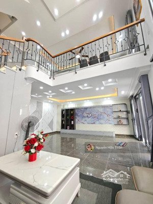 7,3t - nhà ngang 7m. 5 tầng full nội thất - hẻm xe hơi đỗ cửa đường quang trung