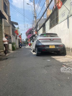 cg :
cần bán gấp nhà mặt tiền nội bộ chợ đường ttn 12, p. tân thới nhất, q.12 căn n