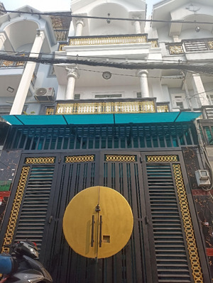 ht13 - 3 tầng - 4*15m - nở hậu - nhỉnh 5 tỷ xíu (còn thương lượng)