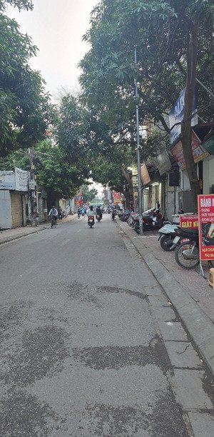 bán nhà vũ xuân thiều, sài đồng, 70m2, thang máy, mới tinh, ô tô đỗ cổng, 9.x tỷ