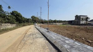 chính chủ em cần tiền bán gấp sẵn sổ đường thông dân sinh cạnh utopia