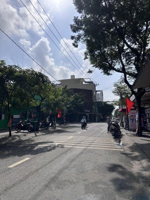 chưa qua đầu tư - đất mt phố du lịch biển châu thị vĩnh tế đoạn sầm uất nhất