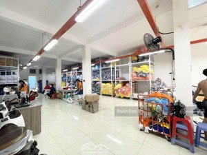 bán nhà mtnb gò dầu, dt 8x26m-3.5 tấm giá 24 tỷ (tl) đường 12m