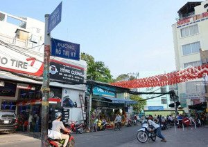 bán nhà đường hồ thị kỷ giá rẻ nhất khu vực chỉ 7,9 tỷ.