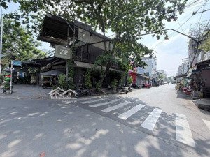 giá siêu tốt 5 đồng mốt dt 5*12m, đối diện eaon tân phú hẻm xe thông, nhà nở hậu