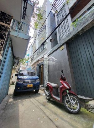 xe hơi đỗ cửa-thích quảng đức-phú nhuận, nhà hiếm giá tốt 4 tầng, 5pn, 6wc chỉ 8,799 tỷ (tl)