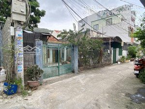 bán lô đất đẹp, ngay gần biển, bãi tắm, 2 mặt tiền trước sau, hẻm đường điện biên phủ, nha trang