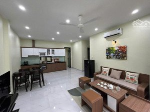 chính chủ cho thuê căn hộ 80m2 2 ngủ 2wc full đồ phố ngọc thụy gần công viên 12 triệu: 