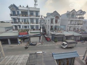 hiếm mặt tiền kinh doanh ngay chợ hiệp bình 4 tầng hoàn công mới ở ngay.