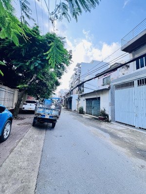 lâm văn bền q7 - hẻm oto thông tứ hướng - 4x16 - 4 tầng - 50m ra mặt tiền sát bên chợ tân quy