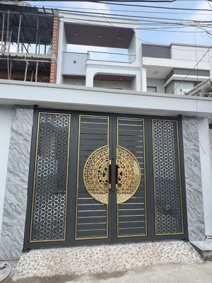 nhà mới hoàn thiện trệt lầu gần ngã tư chiêu liêu, dĩ an