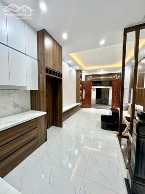 ️hiếm!: KINH DOANH - HAI THOÁNG - 15M RA PHỐ - Ô TÔ 5 TẠ ĐỖ. Bán nhà Đống Đa