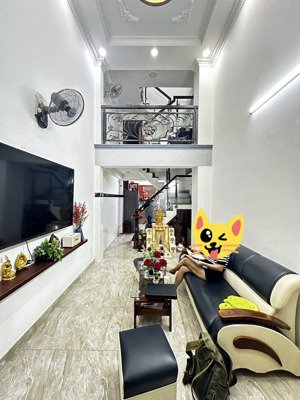 hxh 6m ô tô ngủ nhà khu dân trí cạnh bệnh viện thống nhất , tân bình - 3 tầng btct - 8đ