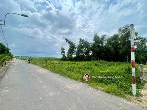 bán đất xã phạm văn cội nay thuộc xã nhuận đức mới. diện tích 9x21 thổ cư. giá bán 1 tỷ 900 triệu.