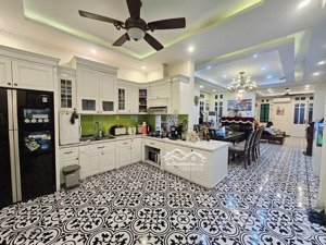 bán nhà phân lô 3 thoáng, 65m2 phố ngụy như kon tum, thanh xuân, 26.8 tỷ kinh doanh ô tô ra vào