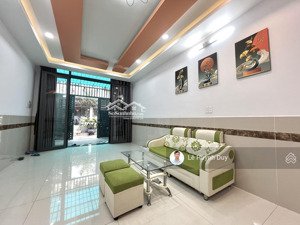 dòng tiền 50tr/th - 50m2 - cầm bá thước, thông kí con - 5 tẩng - full công năng- 10,7 tỉ