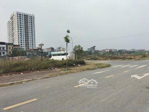 gia chủ cần tiền bán gấp lô dcdv khắc niệm 2, bắc ninh. vị trí đẹp không lỗi nhỏ. dt 90m2 mt 6m.