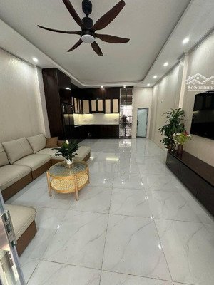 hiếm! nhà đẹp lê lợi 45m2 mặt tiền 5m chỉ 10,8 tỷ, cách phố vài nhà, ngõ rộng đẹp dân cư văn minh.