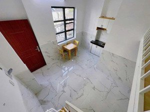 phòng trọ mới xây giá rẻ full nội thất sát quận 7 gần đại học tôn đức thắng