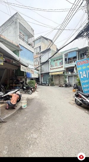 siêu phẩm tân bình $$ 5. ty tl
bán nhà lạc long quân hẻm ô tô thông nhà mới đẹp 41m2(3.511.5)