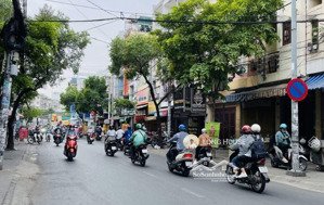 nhà 4.2 x14, sổ vuông, hẻm oto- gần mặt tiền vạn kiếp ngay phan xích long.