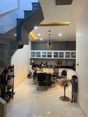 bán nhà đẹp hẻm 10m an dương vương - võ văn kiệt, 64m2, 3 tầng chỉ 5.8 tỷ