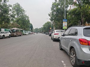 lk xuân phương 67m x 4t, kd oto tránh, nhỉnh 18 tỷ tl, có 1 0 2