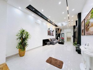 giá 19.8 tỷ hàng hiếm phải nhanh, chậm là mất! nguyễn văn trỗi tx 5 tầng thang máy phân lô oto