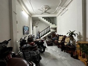 siêu phẩm - nhà 5 tầng btct - ngay bộ công an - hẻm xe tải thông - sổ riêng - đang gửi ngân hàng