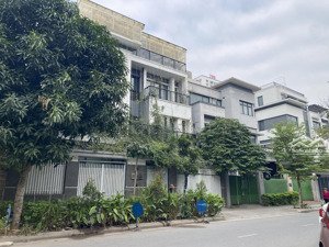 mới ra: chủ nhà rất cần tiền - bán nhanh - bt khu k ciputra - 180m2 - 75 tỷ có thương lượng