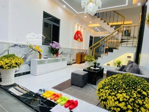 nhà mới hoàn thiện ,4 tầng, hxh, huỳnh tấn phát_nhà bè. diện tích: 4x12. giá nhỉn 6.x tỷ.