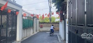 bán đất tại ngọc thụy, long biên, giá 11 tỷ, 100m2, pháp lý đầy đủ, mặt tiền 7m, ngõ vào 4m, hot!