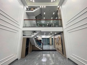 siêu phẩm xây mới oto vào nhà mặt ngõ thông đằng lâm ngô gia tự