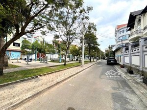 chdv cao cấp 6 tầng p. tân phong ngang 6x18m - 20 phòng cho thuê thu nhập 110tr/th giá 27 tỷ tl